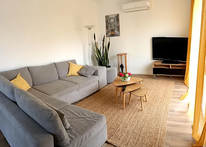 Prázdninový dům Maison Emeraude A 64290 *